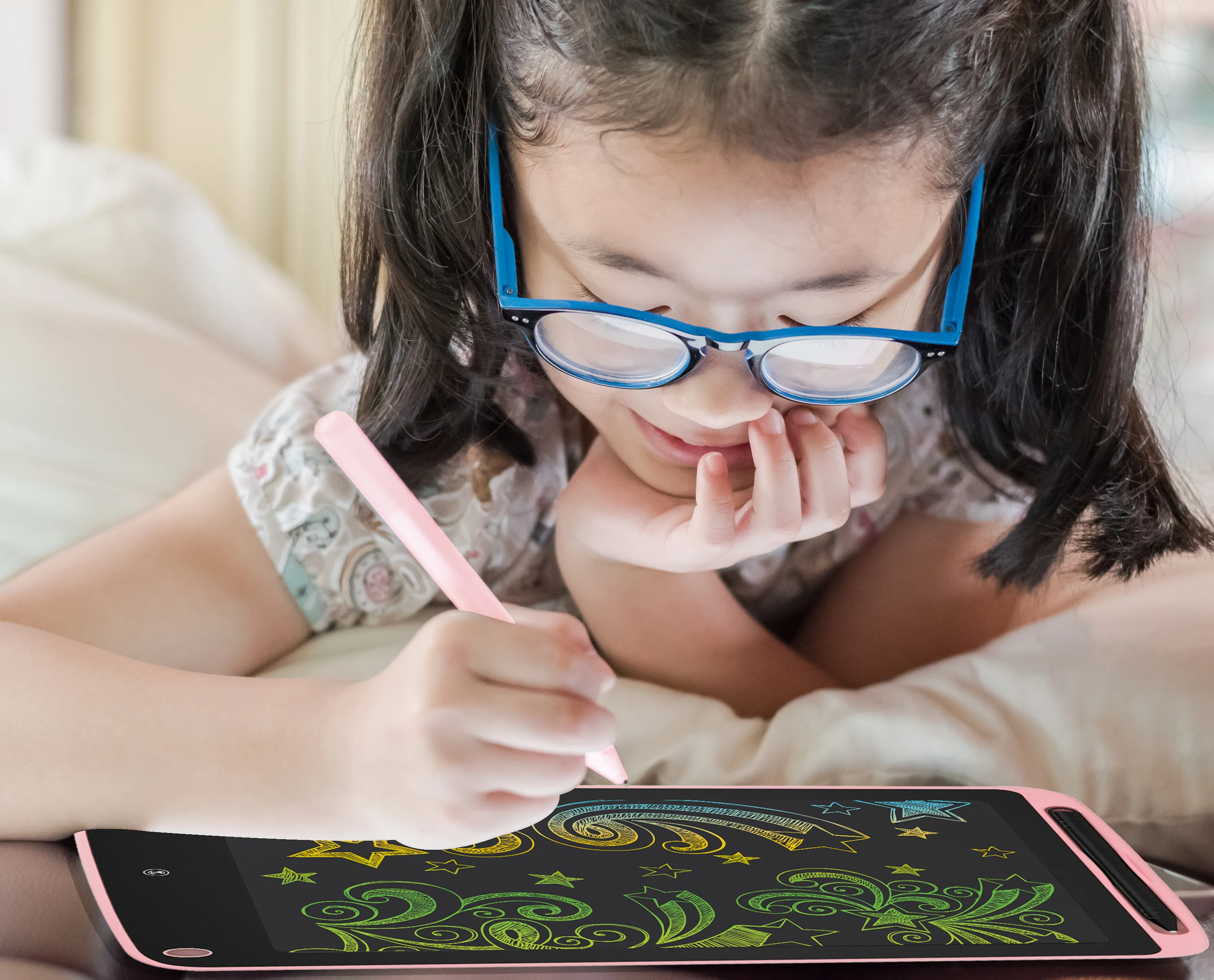 Gabba Goods' 10.5'' Multi-Color LCD Drawing and Doodling Pad
