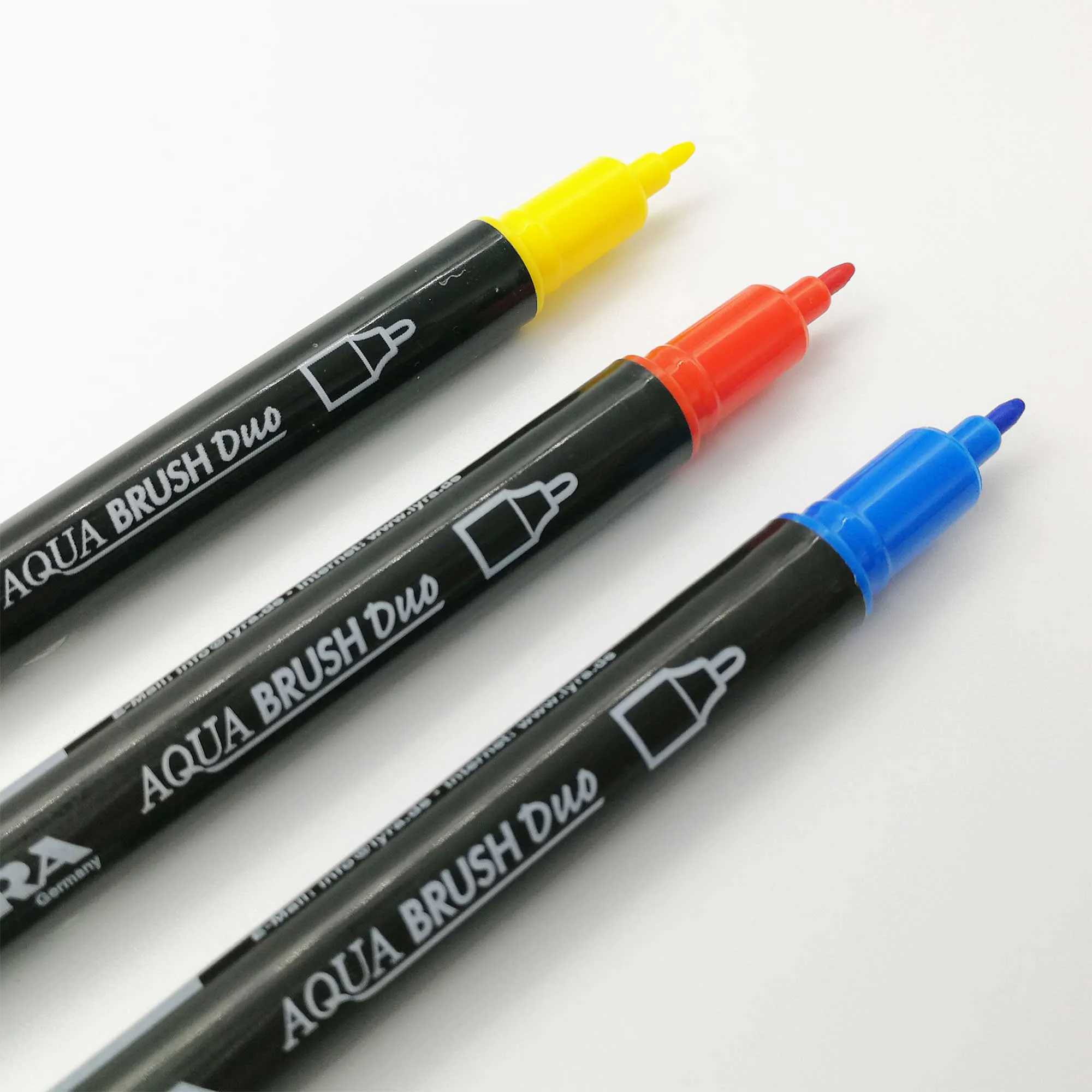 Lyra Aqua Brush Duo - Individuals